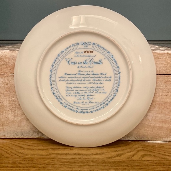 Vintage Collector Plate "Cats in the Cradle" 3rd Issue - Picture 2 of 3